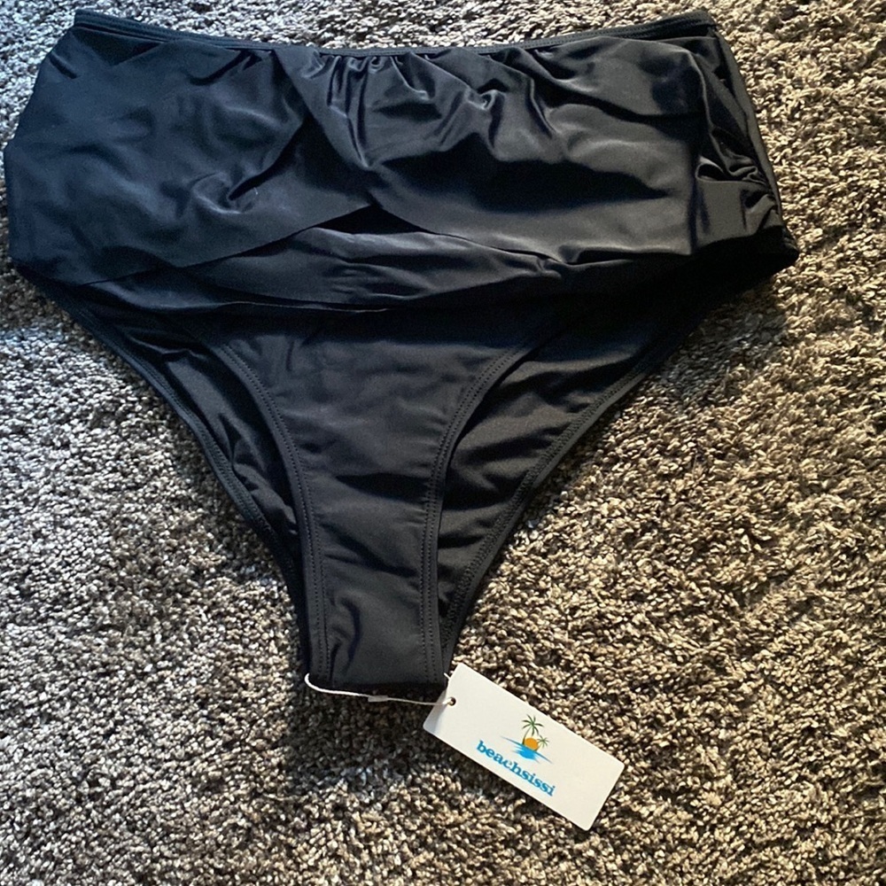 Beachsissi Womens Swim Bottoms Black Layered Crisscross Front sz XL NWT